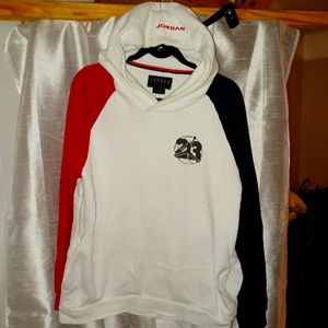 NWOT 🔥LARGE jordan Engineered Hoodie🔥